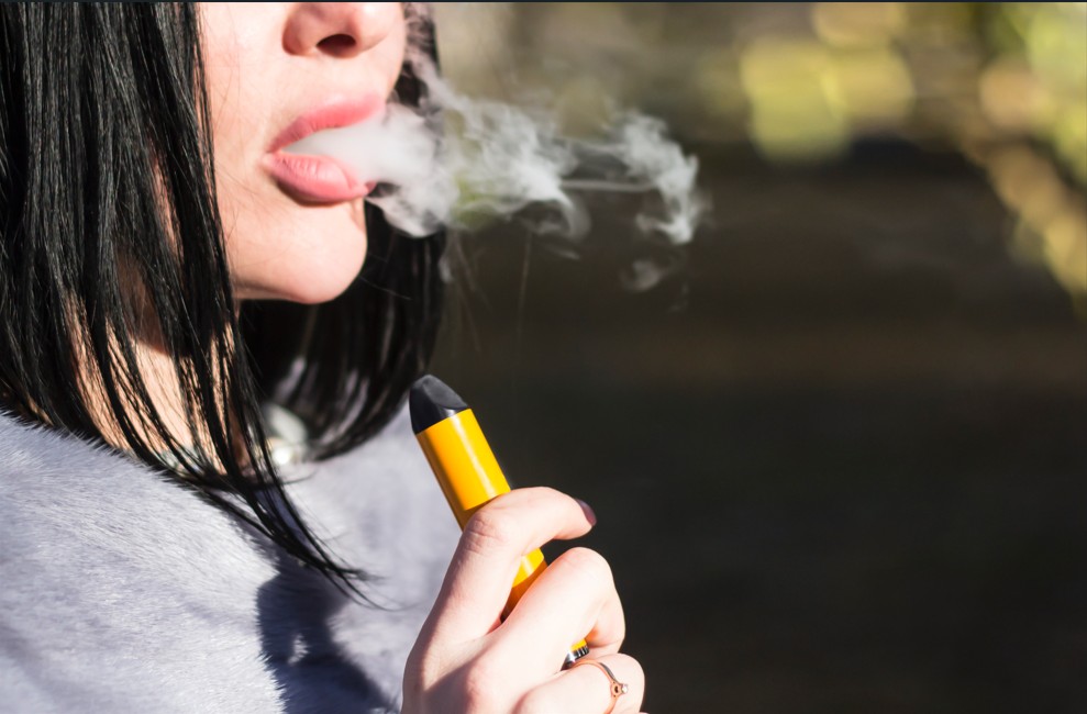 Do Disposable Vapes Help People Quit Smoking?